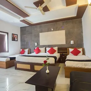 Optimum Tara Palace @ Taj 3* Agra (Uttar Pradesh)